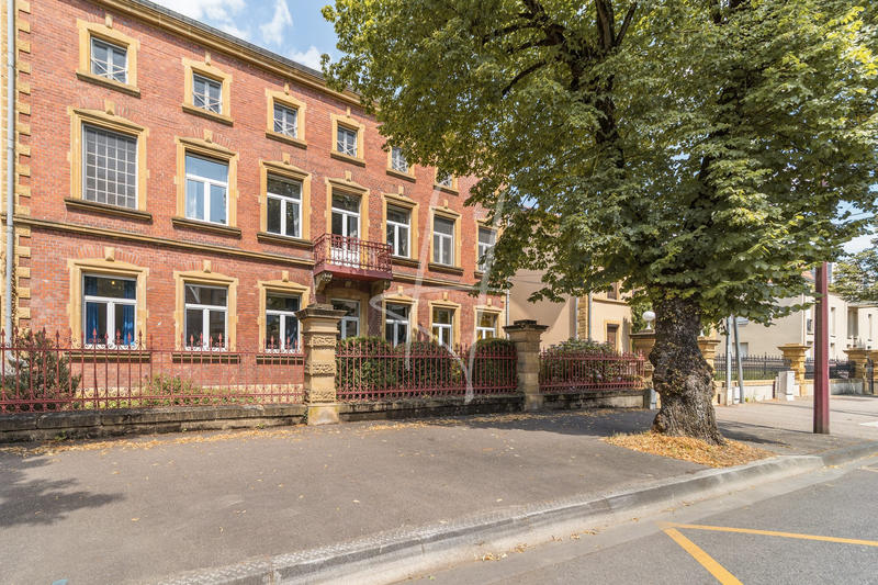 Appartement - 160 m² - 5 pièces