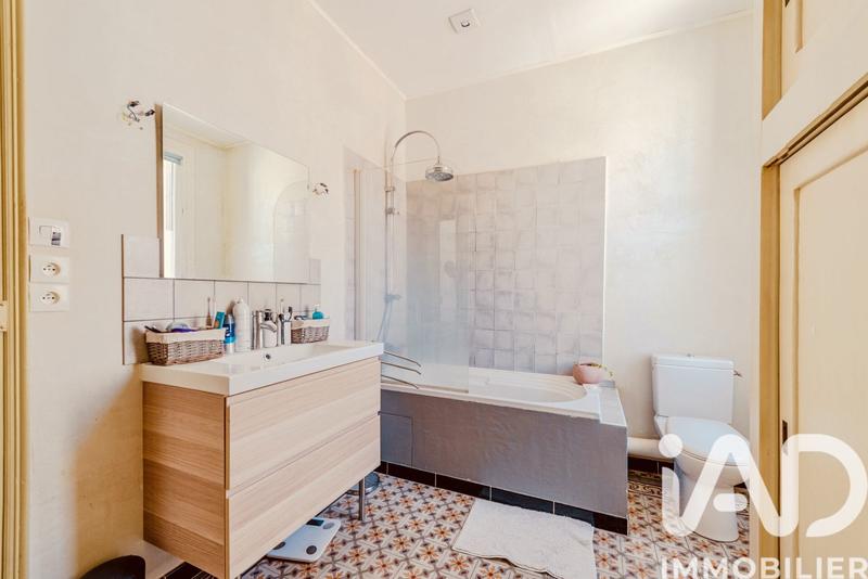 Maison - 95 m² - 5 pièces