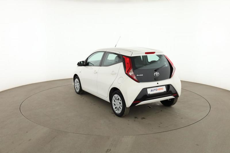 Toyota Aygo 1.0 Vvt-i X-Play 5p 72 ch