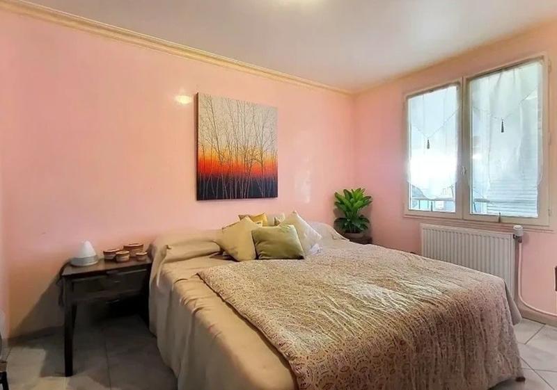 Maison - 250 m² - 9 pièces