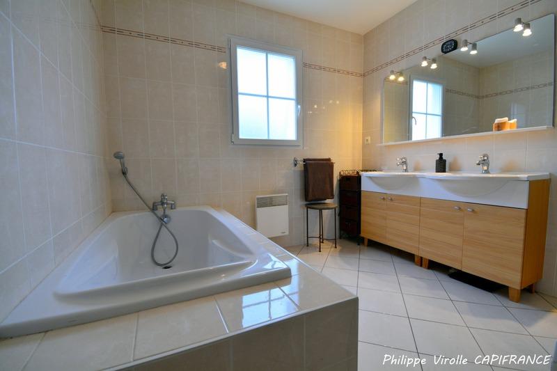 Maison - 156 m² - 5 pièces