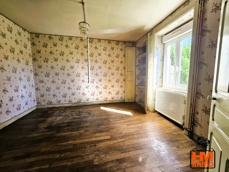 Maison - 140 m² - 8 pièces