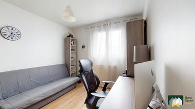 Appartement - 82 m² - 4 pièces