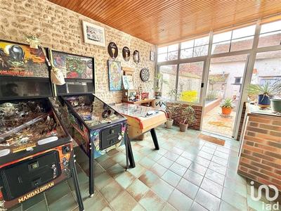 Maison - 180 m² - 8 pièces