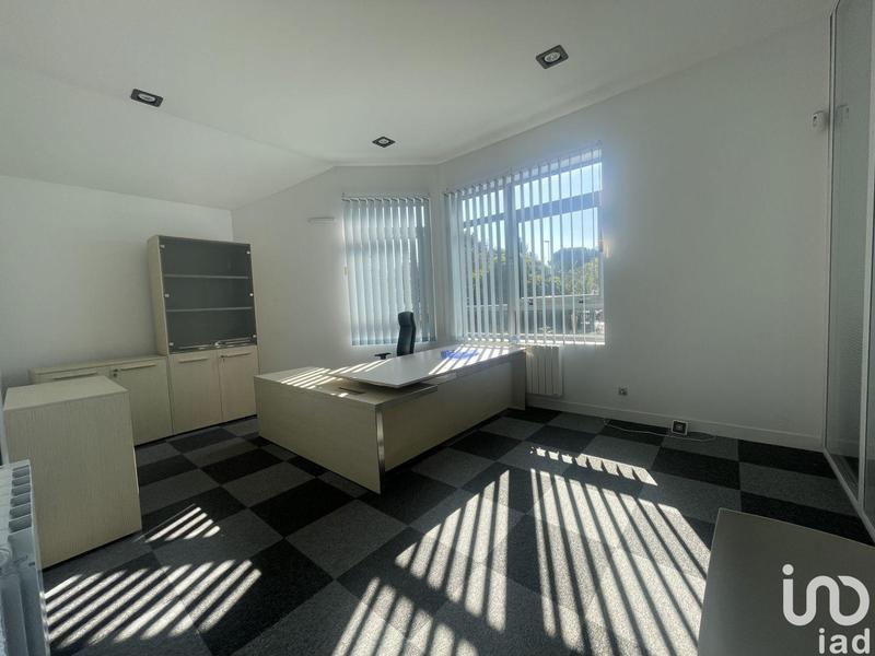 Local commercial - 416 m²