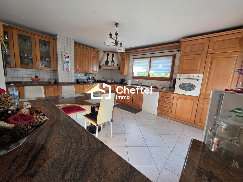 Maison - 197 m² - 6 pièces