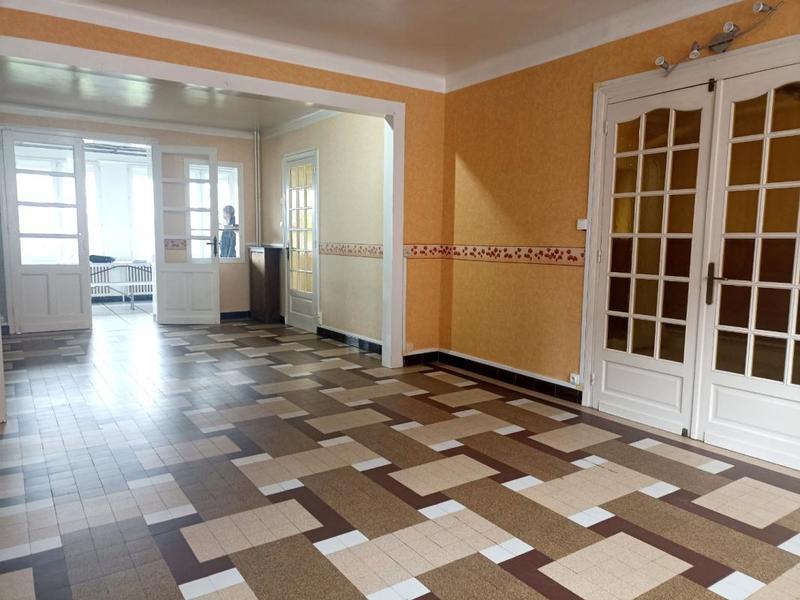 Maison - 121 m² - 6 pièces