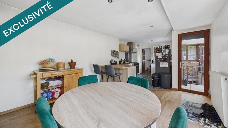 Maison - 240 m² - 6 pièces