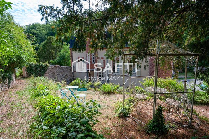 Maison - 320 m² - 14 pièces