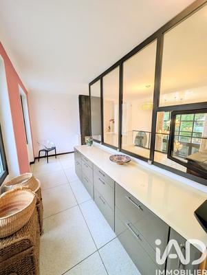 Maison - 182 m² - 6 pièces