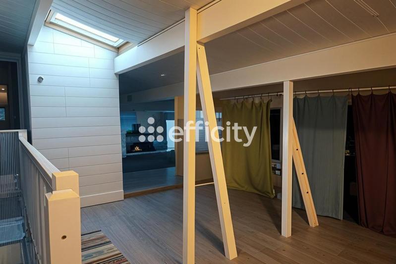 Maison - 103 m² - 5 pièces