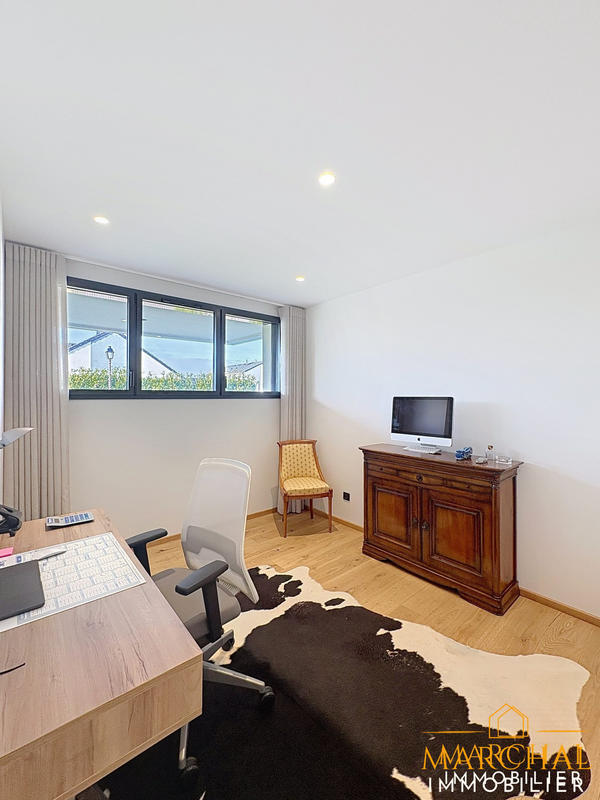 Villa - 202 m² - 5 pièces