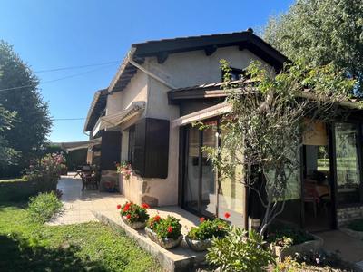 Maison - 186 m² - 5 pièces