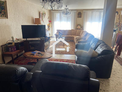 Maison - 160 m² - 5 pièces