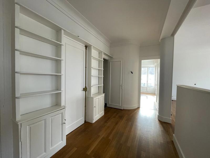 Appartement - 137 m² - 6 pièces