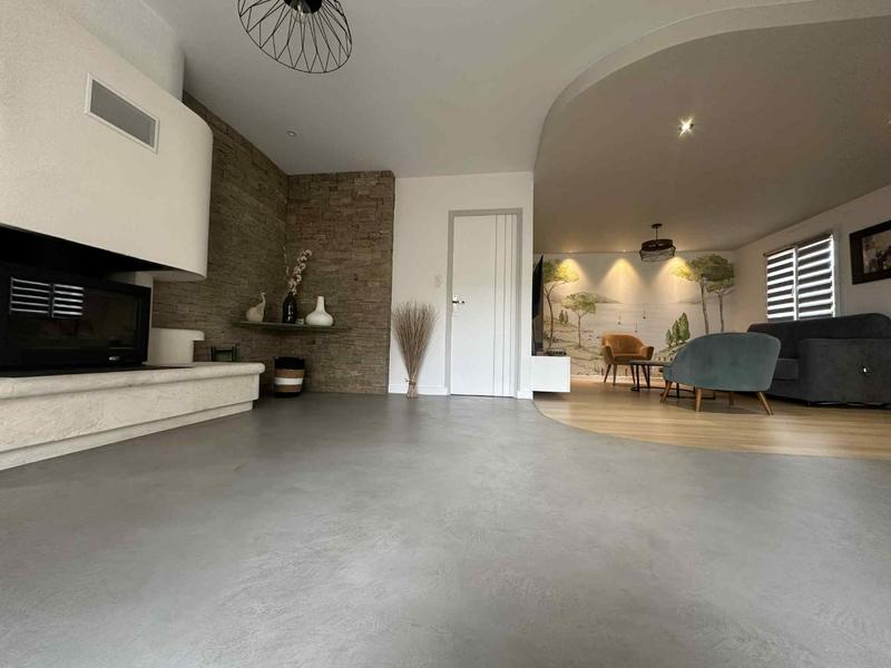 Maison - 137 m² - 5 pièces