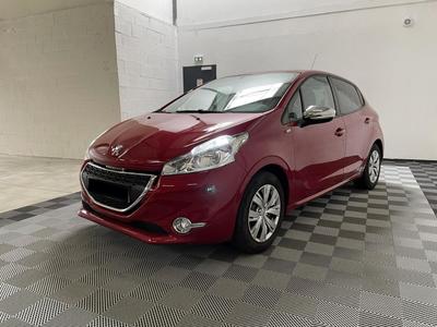 Peugeot 208 1.2 Puretech 82 Ch Style Premiere Main - Garantie 6 Mois