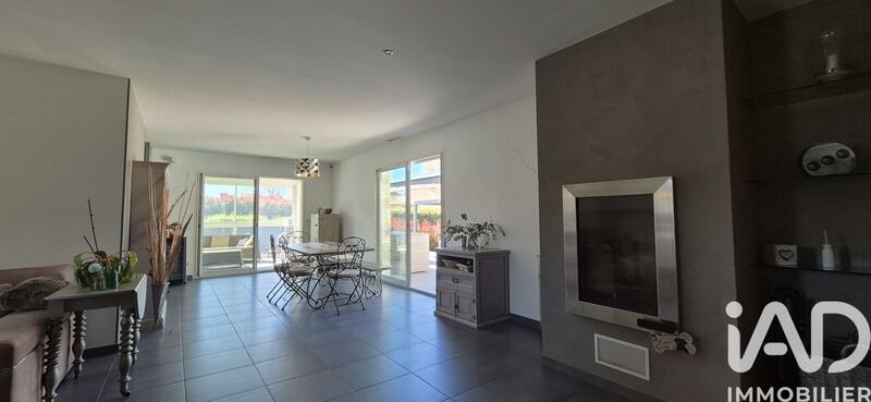 Maison - 137 m² - 5 pièces