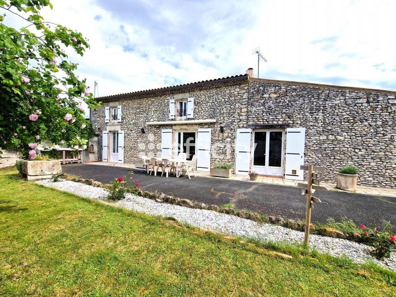 Maison - 195 m² - 7 pièces