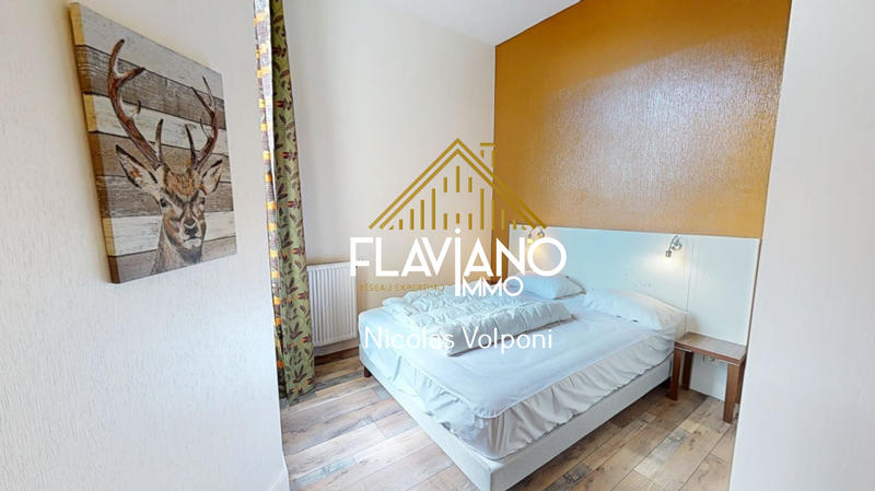 Appartement - 92 m² - 4 pièces