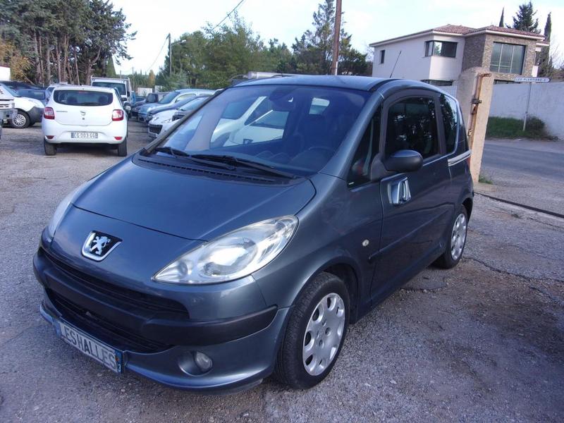 Peugeot 1007 1,6 Tronic Dolce Boite Auto