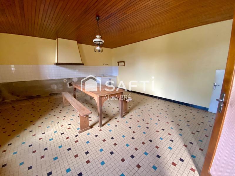 Maison - 225 m² - 12 pièces