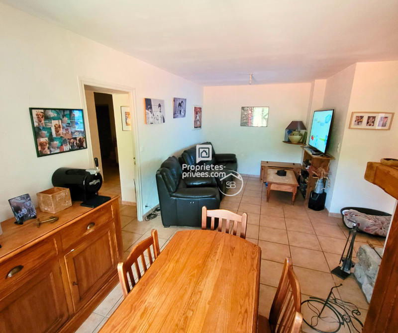 Maison - 425 m² - 21 pièces