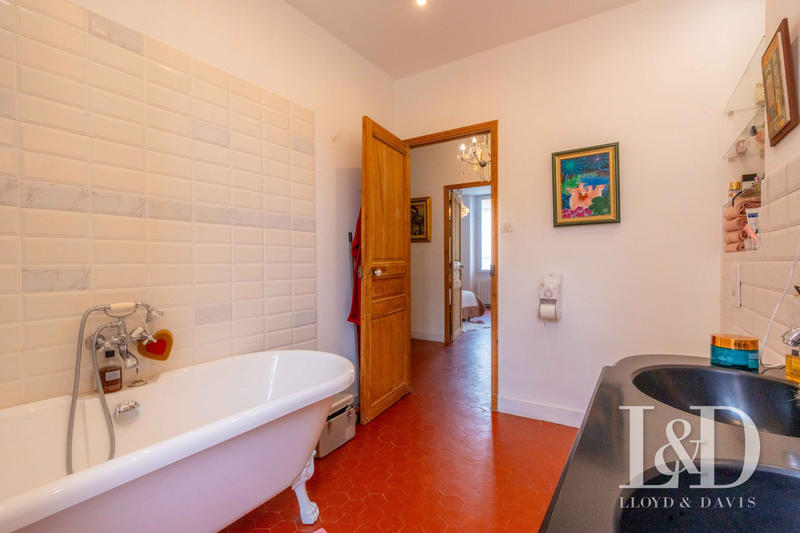 Maison - 170 m² - 5 pièces