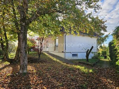 Maison - 140 m² - 5 pièces