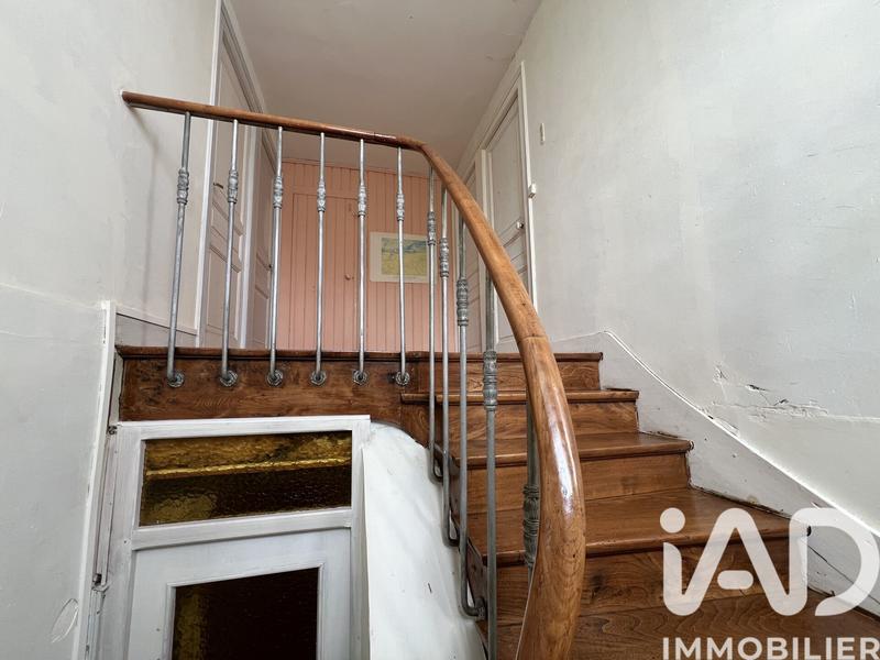 Maison - 231 m² - 11 pièces