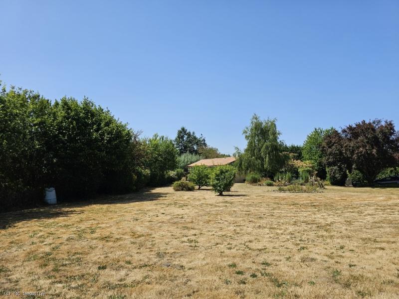 Maison en pierre - 140 m² - 9 pièces