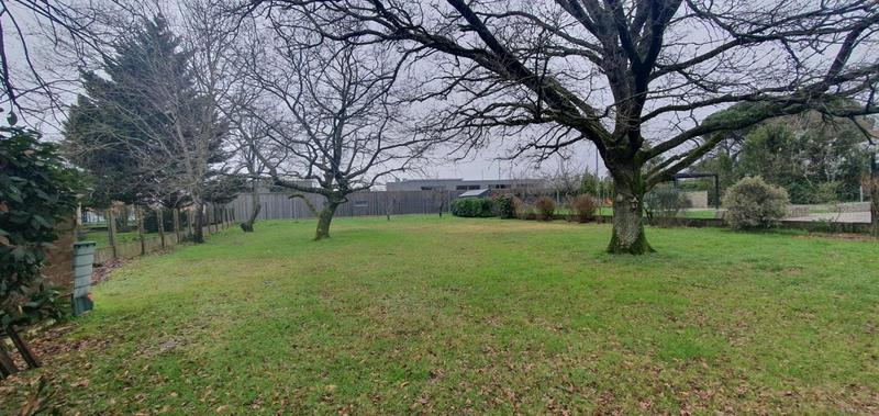 Terrain constructible - 872 m²