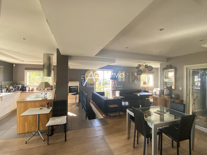 Maison - 150 m² - 7 pièces