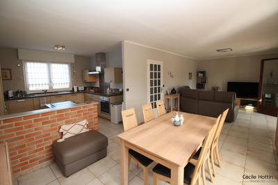 Maison - 92 m² - 4 pièces