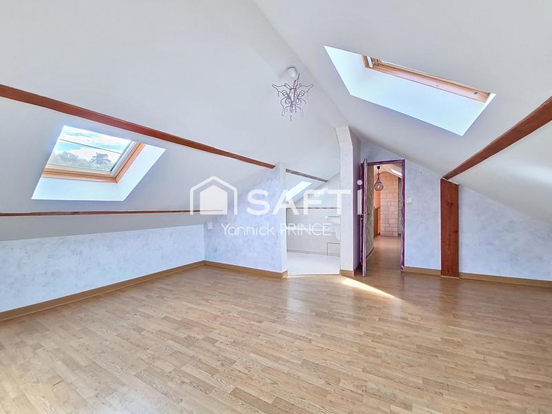 Maison - 102 m² - 7 pièces