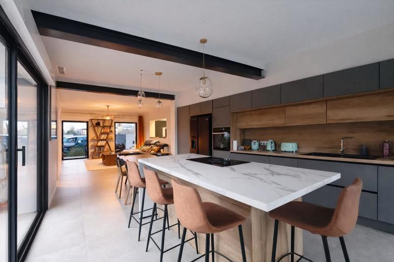 Maison ancienne - 140 m² - 5 pièces