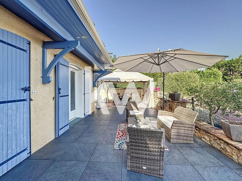 Maison - 128 m² - 5 pièces