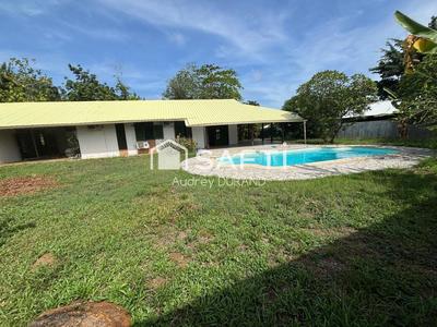 Maison - 154 m² - 8 pièces