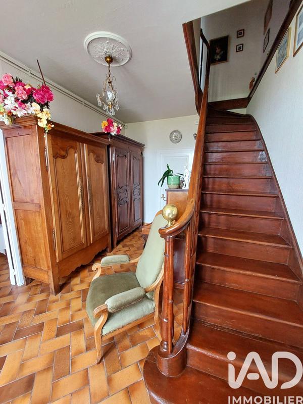 Maison - 208 m² - 6 pièces