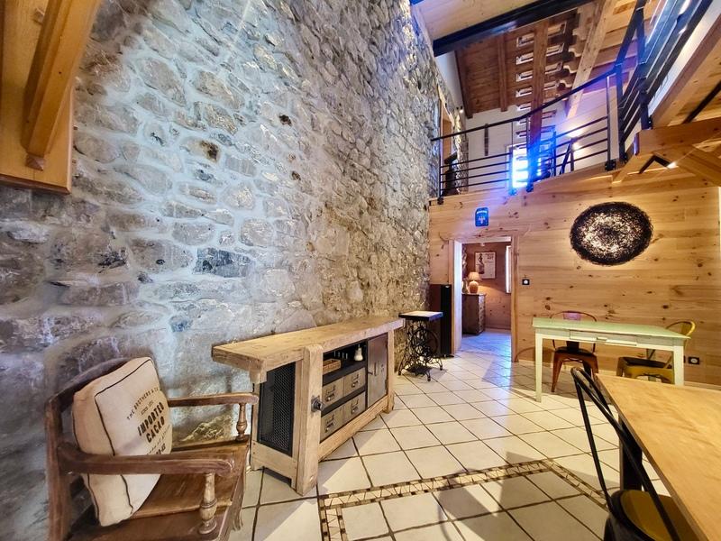 Maison en pierre - 300 m² - 10 pièces