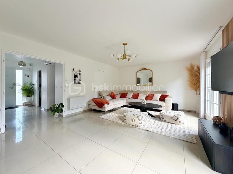 Maison - 110 m² - 5 pièces