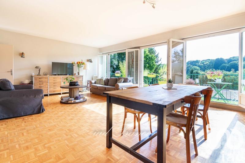 Appartement - 100 m² - 5 pièces