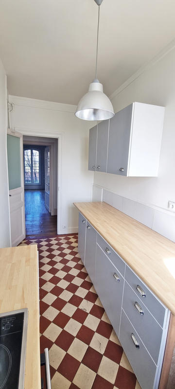 Appartement - 80 m² - 4 pièces