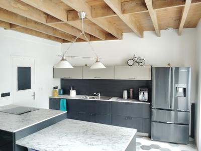 Maison - 233 m² - 7 pièces