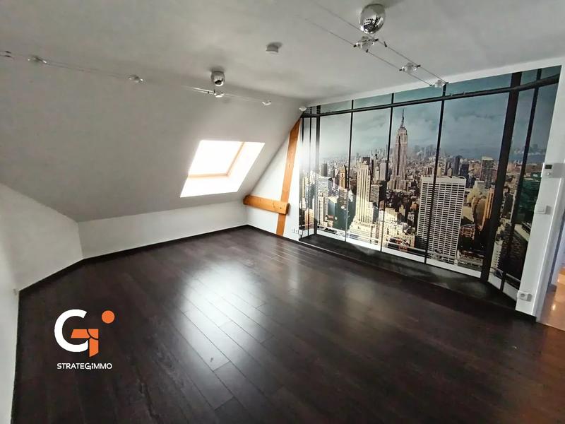 Maison - 175 m² - 8 pièces