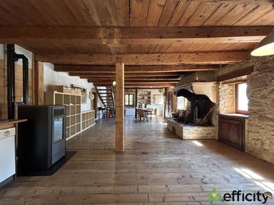 Maison - 293 m² - 12 pièces