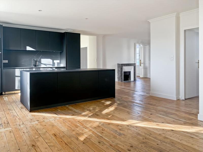 Appartement - 136 m² - 5 pièces