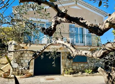 Maison - 132 m² - 4 pièces