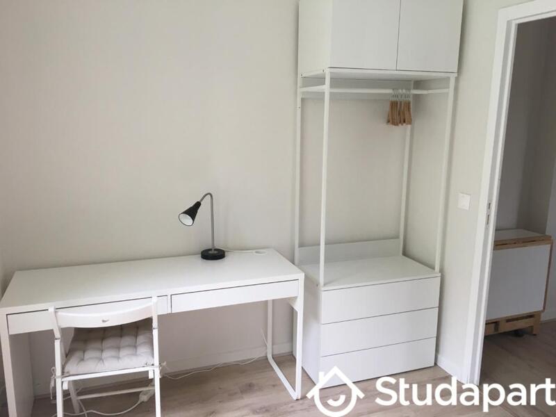 Chambre - 10 m² - 1 pièce