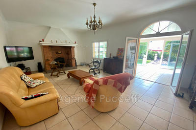 Villa - 160 m² - 6 pièces